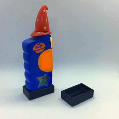 Magic Dispenser Stand