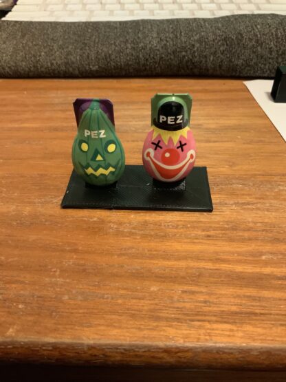 Pez clicker stand - Image 3