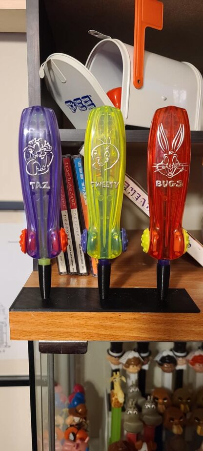 Looney Tunes Candy Pen Stand - Image 7